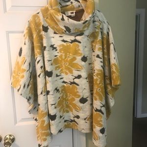 Anthropologie poncho